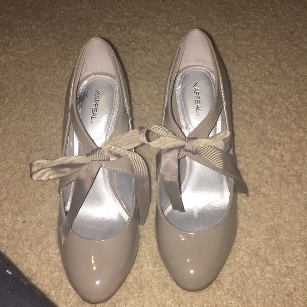 Bow Tie Heels 👠
